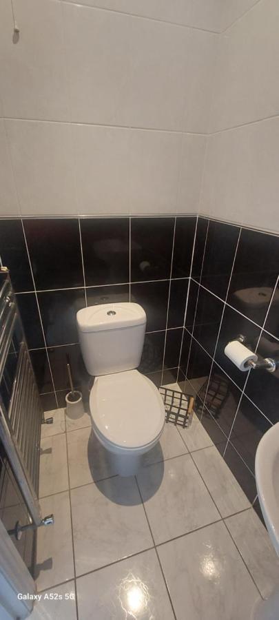 Londonderrys Bar And Accommodation ซีแฮม ภายนอก รูปภาพ